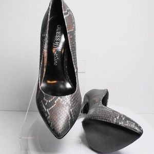COPY - COPY - Womens GUESS Leather Pump Size 7 Medium